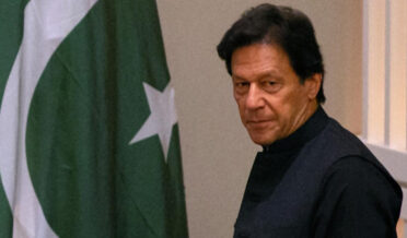 ”اوپر والا تو سب کچھ دیکھ رہا ہے“ عمران خان کا اپنے ممبران کیلئےپیغام