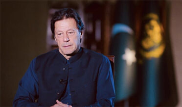پاکستان کے بگڑتے حالات: وزیر اعظم شدید ذہنی دباﺅ کا شکار