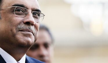 لاہور میں خیمے گاڑ کر بیٹھوں گا اور مخالفین کا مقابلہ کرونگا، آصف زرداری