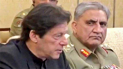 مشترکہ دوستوں کی کاوش: عمران خان اور طاقت کے مراکز میں مفاہمت کرائی جائے