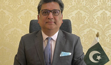 کینیڈا کیلئے پاکستان کے نئے ہائی کمشنر ظہیر اسلم جنجوعہ نے اپنی سفارتی ذمہ داریاں سنبھال لی ہیں