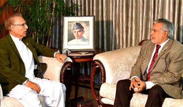 حکومت اور پی ٹی آئی میں مذاکرات کا دوبارہ آغاز