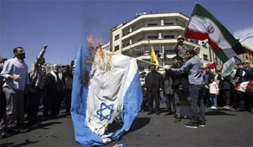 ایران اسرائیل پر 1 سے 2 روز میں جوابی حملہ کر سکتا ہے: امریکی میڈیا